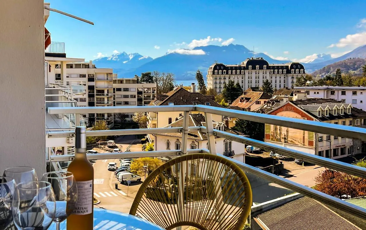Penthouse Vue Incroyable Lac Et Montagnes Annecy France